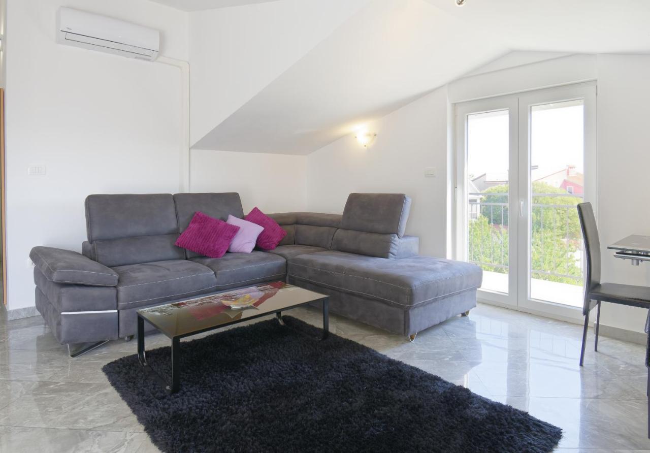 Apartments Goran By Rent Istria Umag Room photo